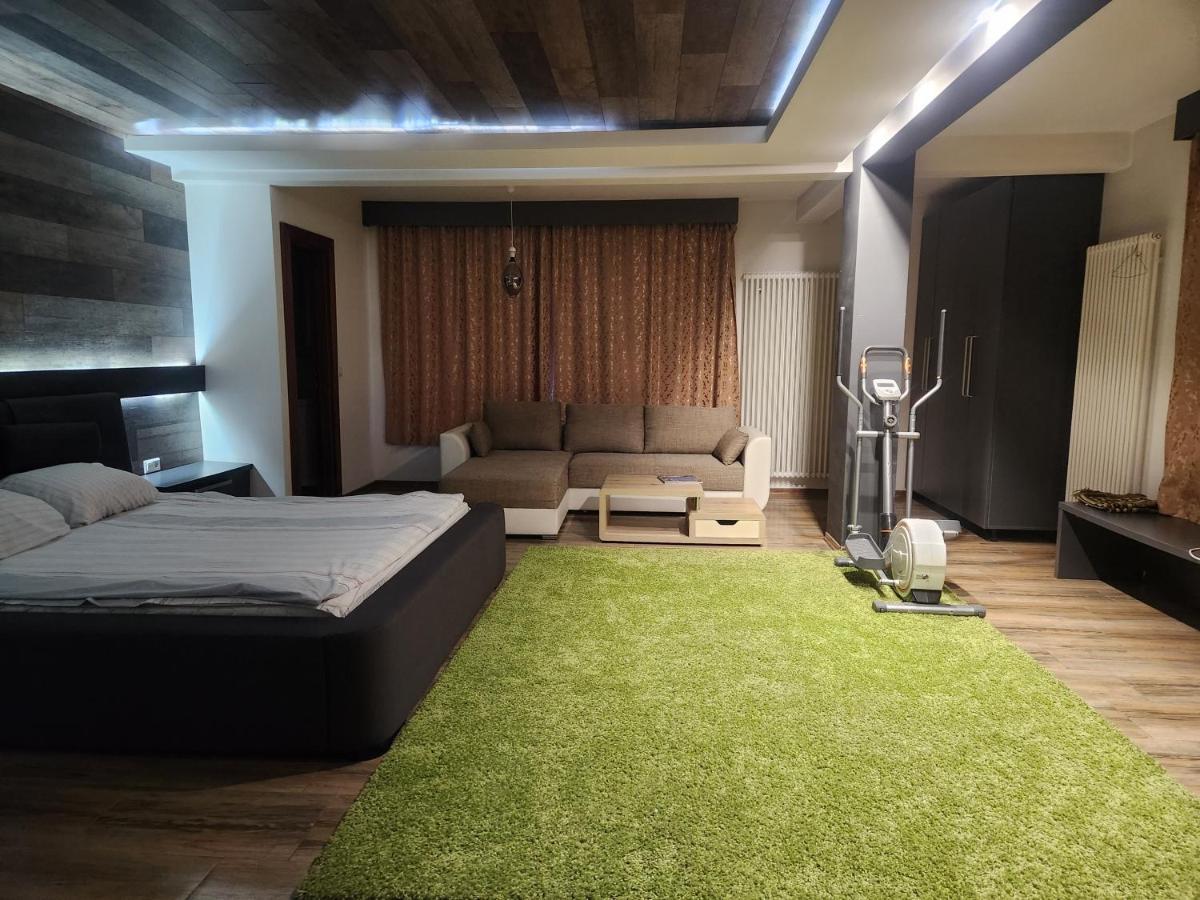 Villa Kolonia 塞拉耶佛 外观 照片